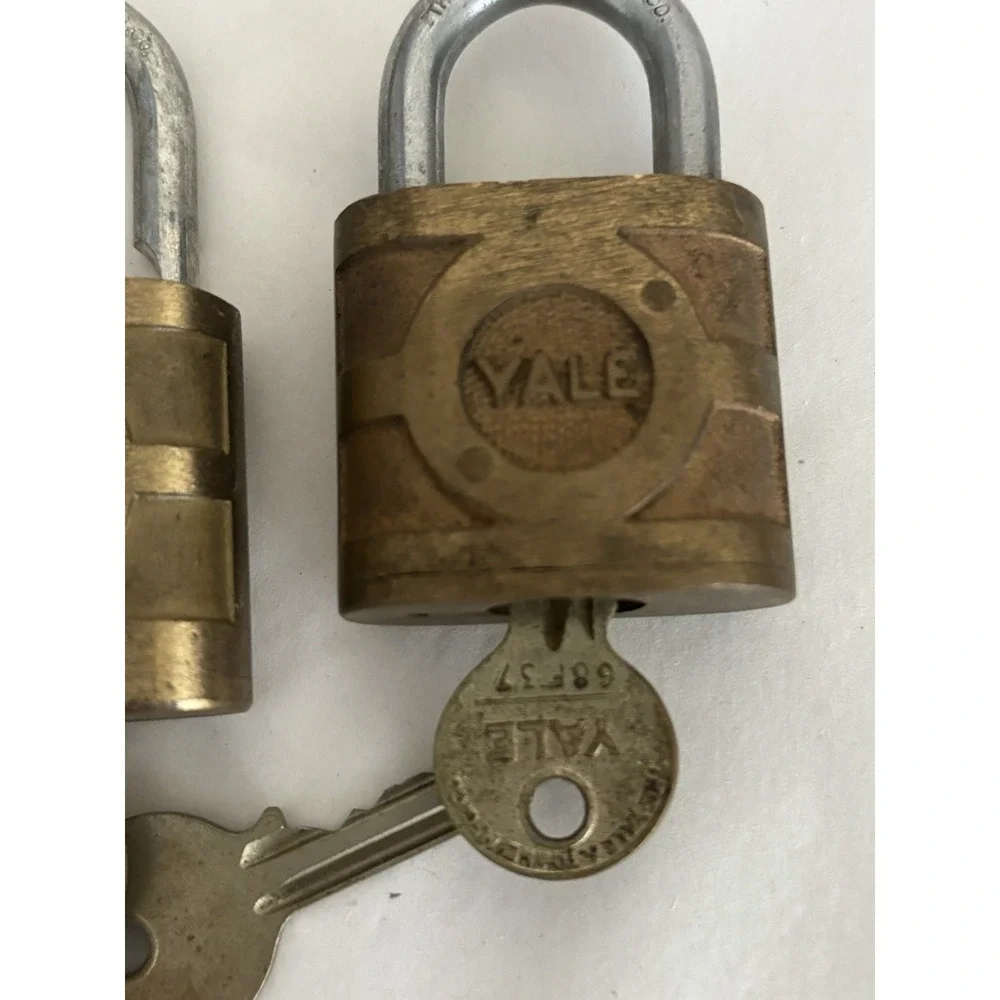 Lot Of 2 Vintage Antique YALE Pad Locks W/key- Works Great! Medium